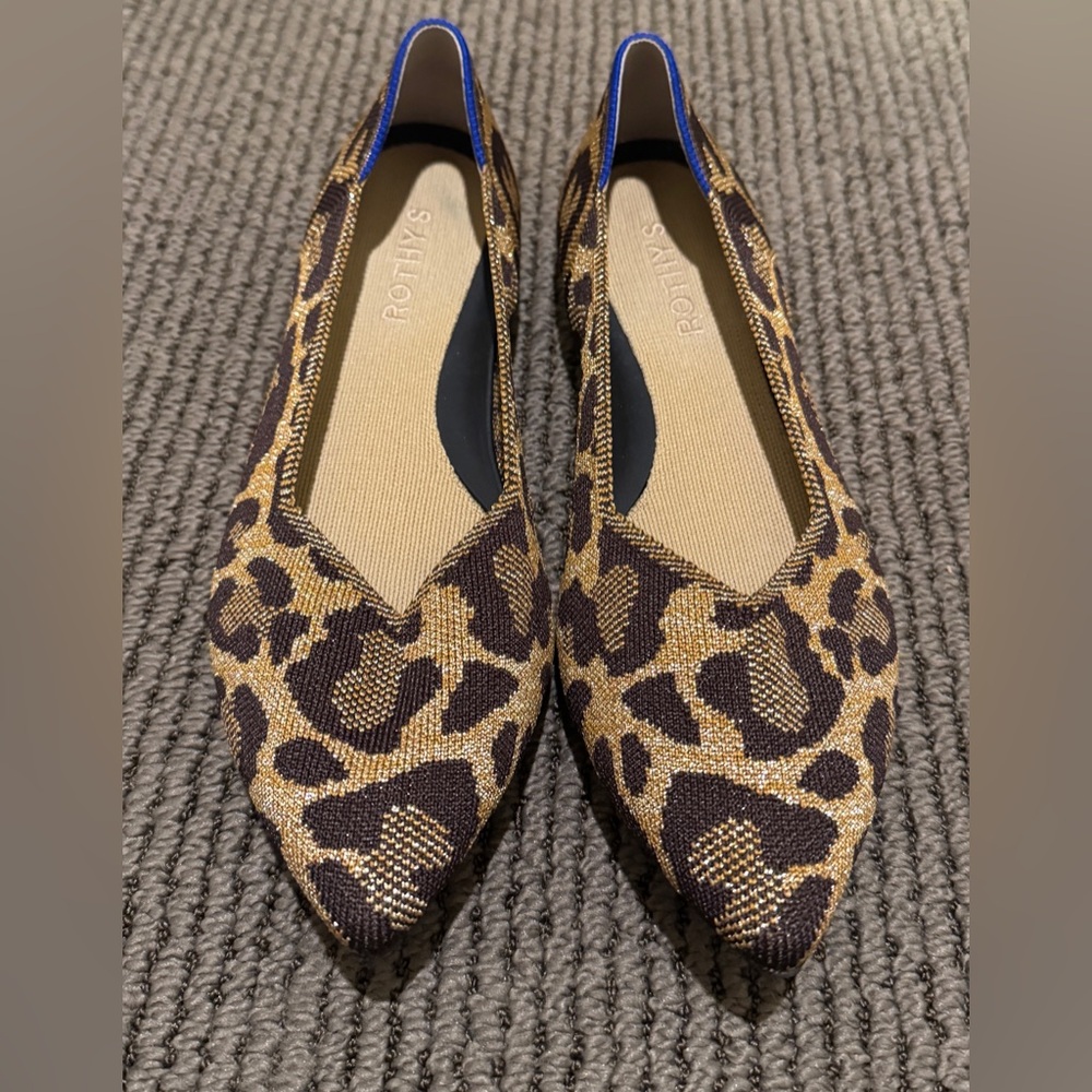 Rothy’s The Point Gold & Brown Leopard Print Flats size 8.5